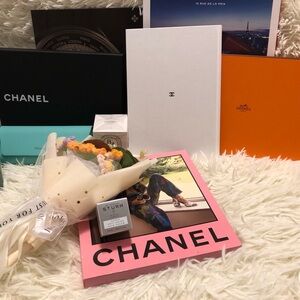 Dr. Barbara Sturm Super Anti-Aging Face Cream (Free Mystery Clothes)